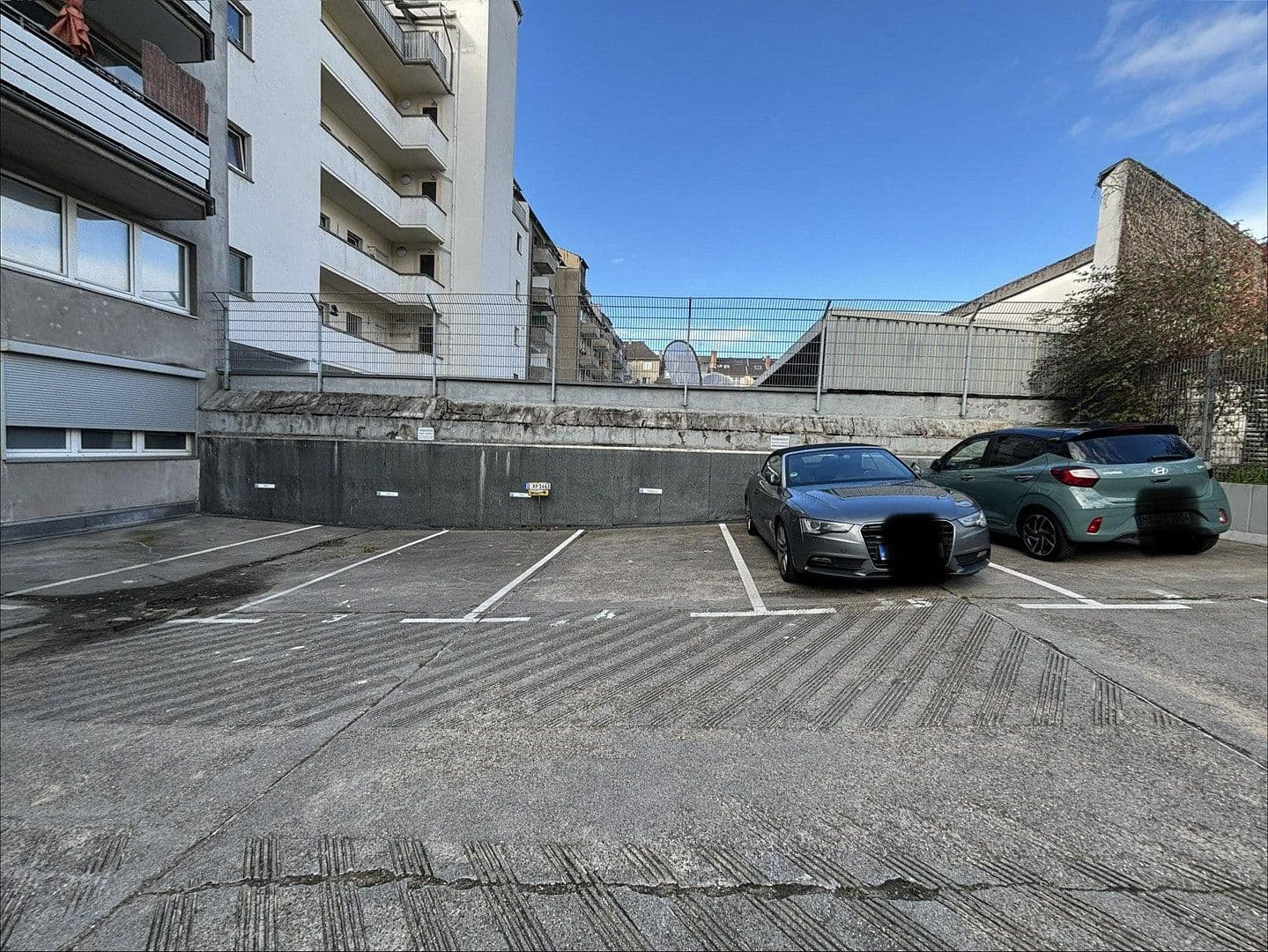 garage to rent, 0 m², Kölnerstr 44, Düsseldorf, North Rhine-Westphalia garage to rent, 0 m², Kölnerstr 44, Düsseldorf, North Rhine-Westphalia
