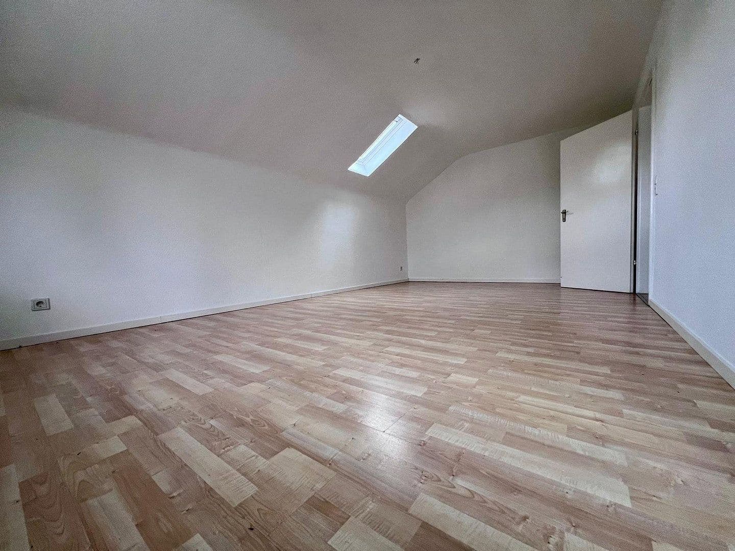 1 bedroom flat to rent, 40 m², Lindlar, North Rhine-Westphalia 1 bedroom flat to rent, 40 m², Lindlar, North Rhine-Westphalia