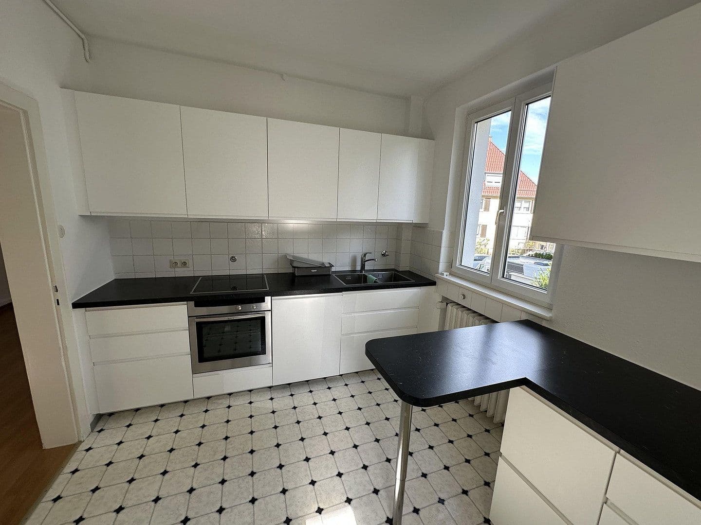 4 bedroom flat to rent, 110 m², Brahmsweg 32, Stuttgart, Baden-Württemberg 4 bedroom flat to rent, 110 m², Brahmsweg 32, Stuttgart, Baden-Württemberg