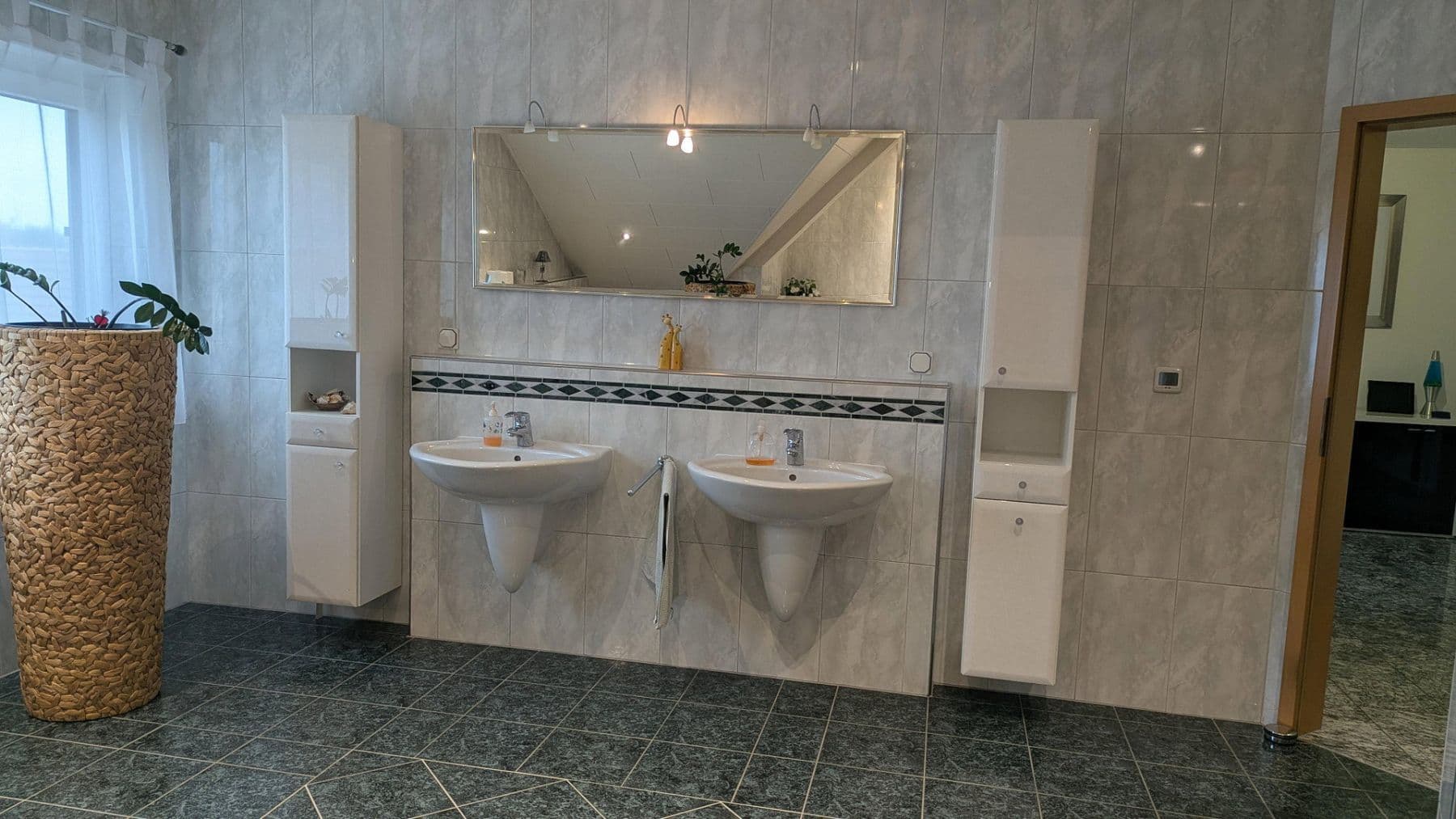 4 bedroom flat to rent, 186 m², Flörsheim-Dalsheim, Rhineland-Palatinate 4 bedroom flat to rent, 186 m², Flörsheim-Dalsheim, Rhineland-Palatinate