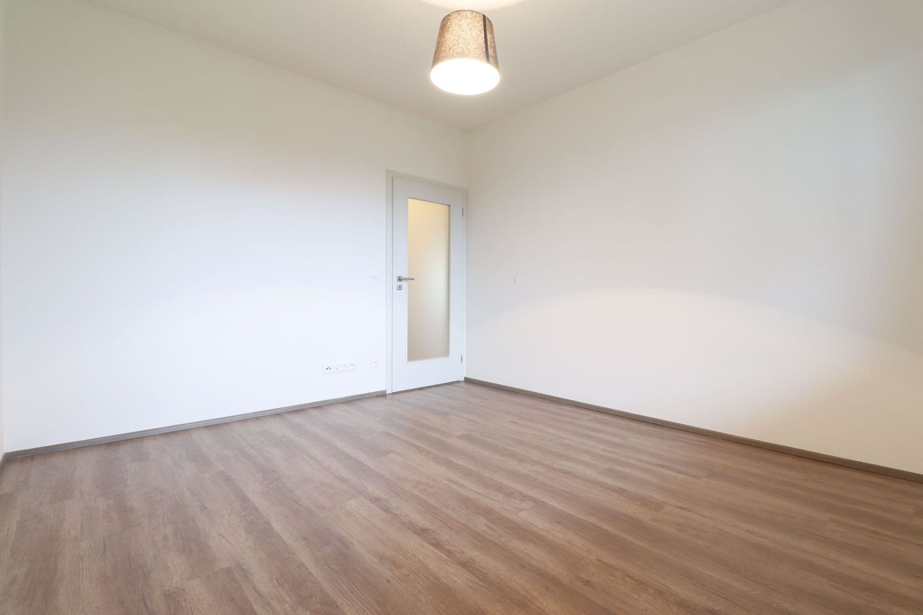 1 bedroom with open-plan kitchen flat to rent, 53 m², Svatošových, Prague, Prague 1 bedroom with open-plan kitchen flat to rent, 53 m², Svatošových, Prague, Prague