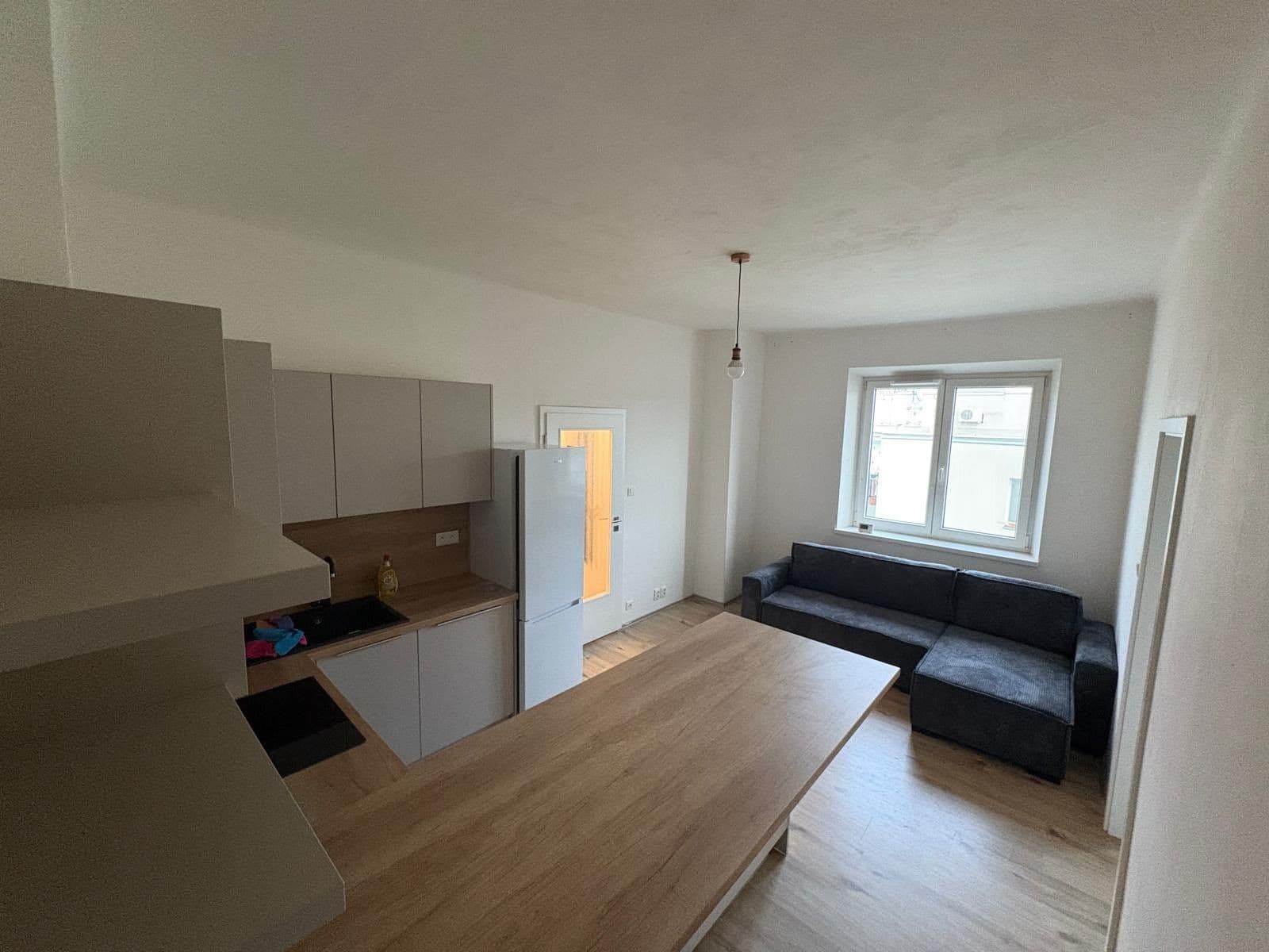 1 bedroom with open-plan kitchen flat to rent, 45 m², Evropská, Prague, Prague 1 bedroom with open-plan kitchen flat to rent, 45 m², Evropská, Prague, Prague