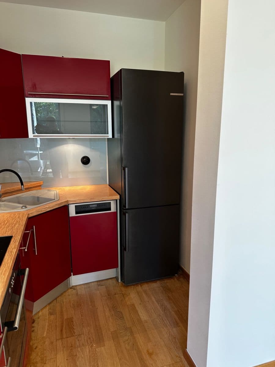 1 bedroom with open-plan kitchen flat to rent, 66 m², Valečovská, Prague, Prague 1 bedroom with open-plan kitchen flat to rent, 66 m², Valečovská, Prague, Prague