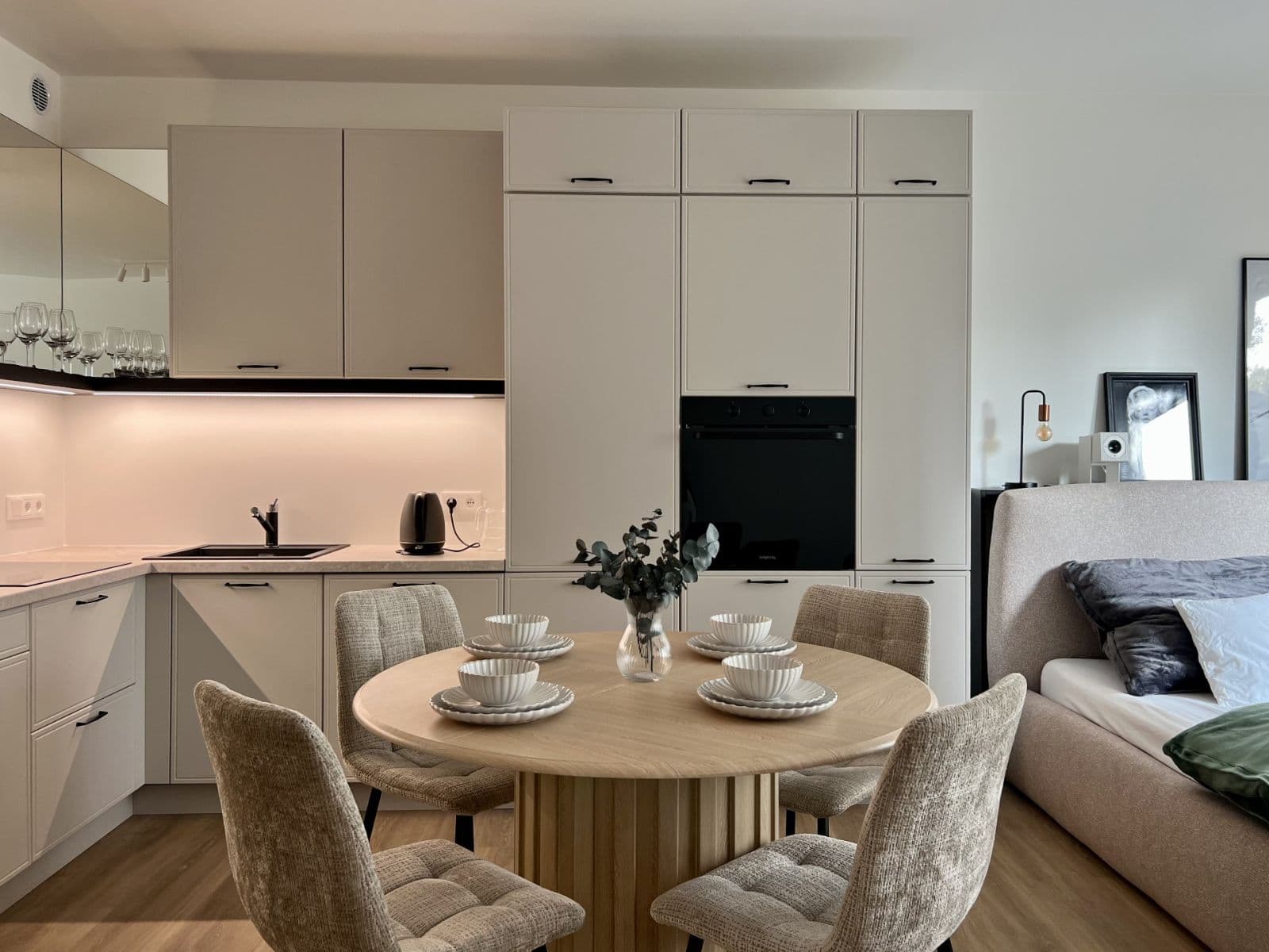 Studio flat to rent, 45 m², Cukerní, Prague, Prague Studio flat to rent, 45 m², Cukerní, Prague, Prague