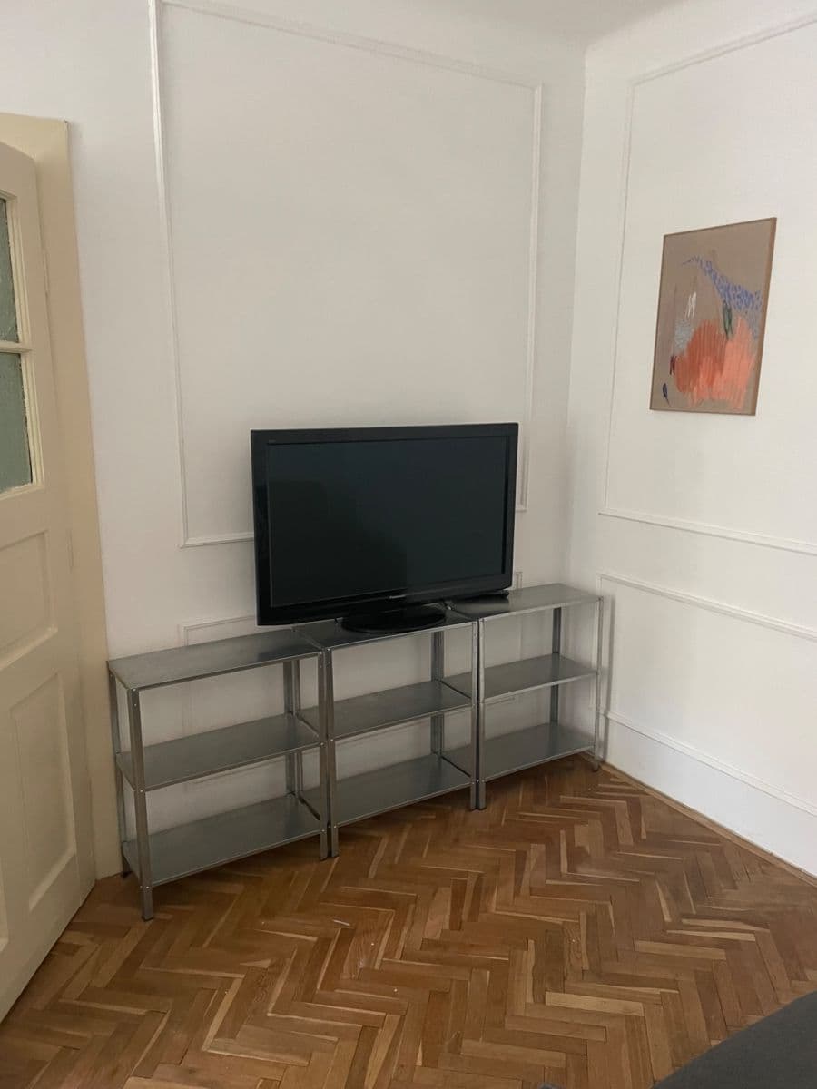 2 bedroom flat to rent, 45 m², Bukureštská, Bratislava - mestská časť Staré Mesto, Bratislavský Region 2 bedroom flat to rent, 45 m², Bukureštská, Bratislava - mestská časť Staré Mesto, Bratislavský Region