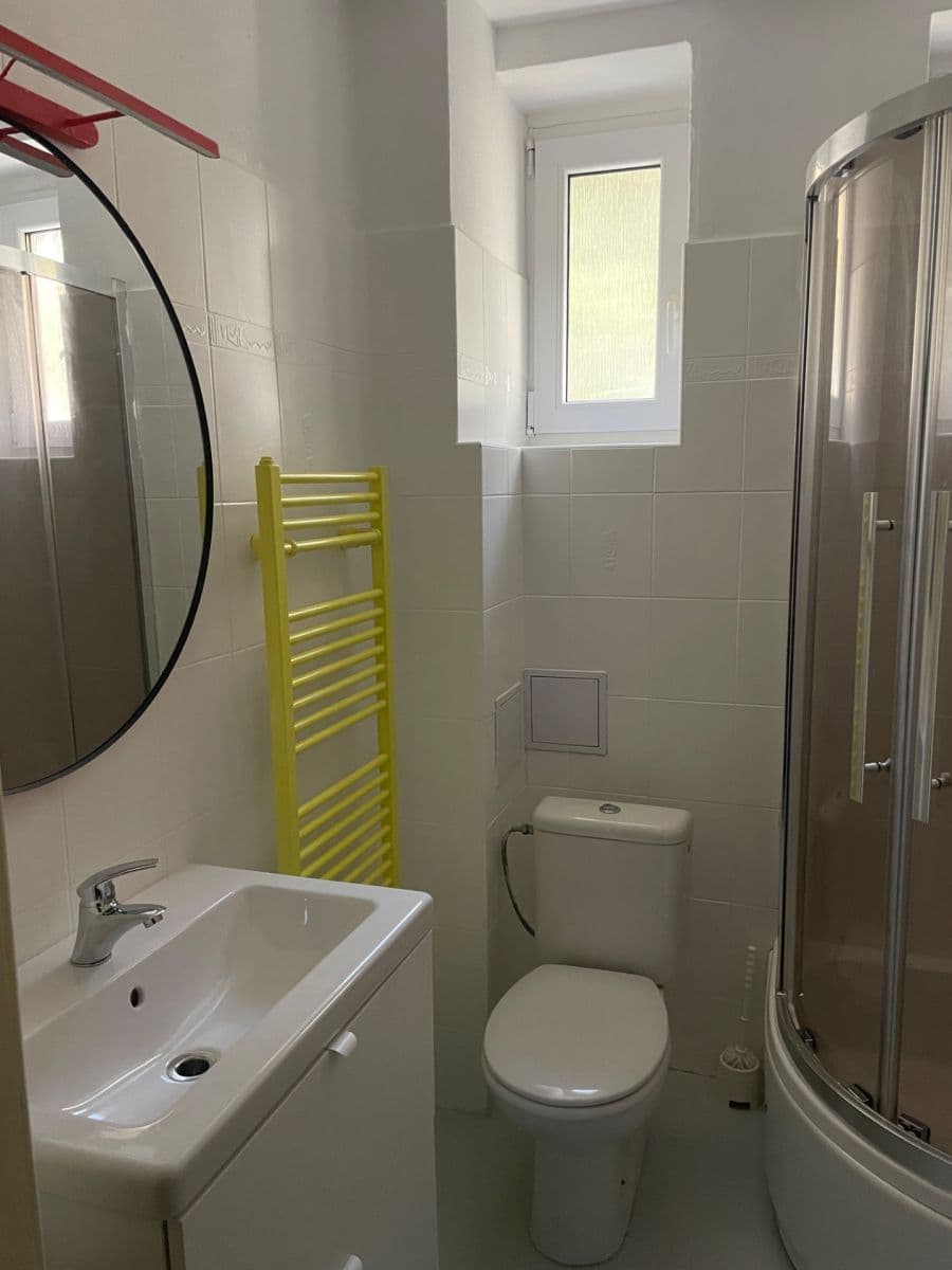 2 bedroom flat to rent, 45 m², Bukureštská, Bratislava - mestská časť Staré Mesto, Bratislavský Region 2 bedroom flat to rent, 45 m², Bukureštská, Bratislava - mestská časť Staré Mesto, Bratislavský Region