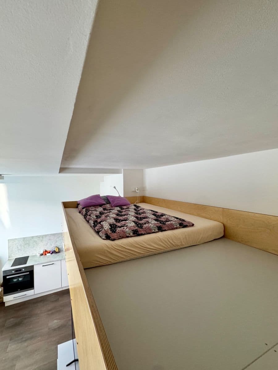 Studio flat to rent, 32 m², Geologická, Prague, Prague Studio flat to rent, 32 m², Geologická, Prague, Prague