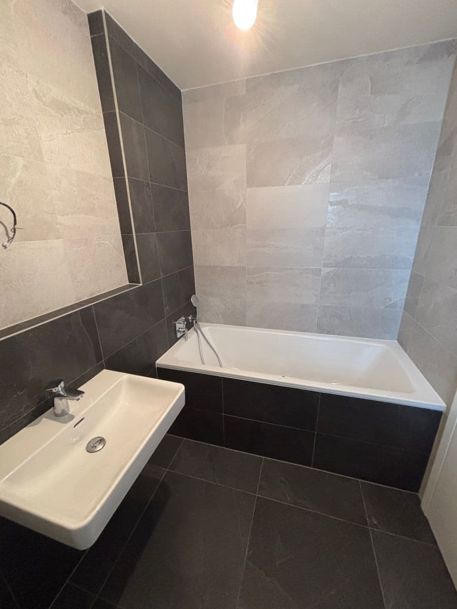 1 bedroom with open-plan kitchen flat for sale, 72 m², Jankovcova, Prague, Prague 1 bedroom with open-plan kitchen flat for sale, 72 m², Jankovcova, Prague, Prague