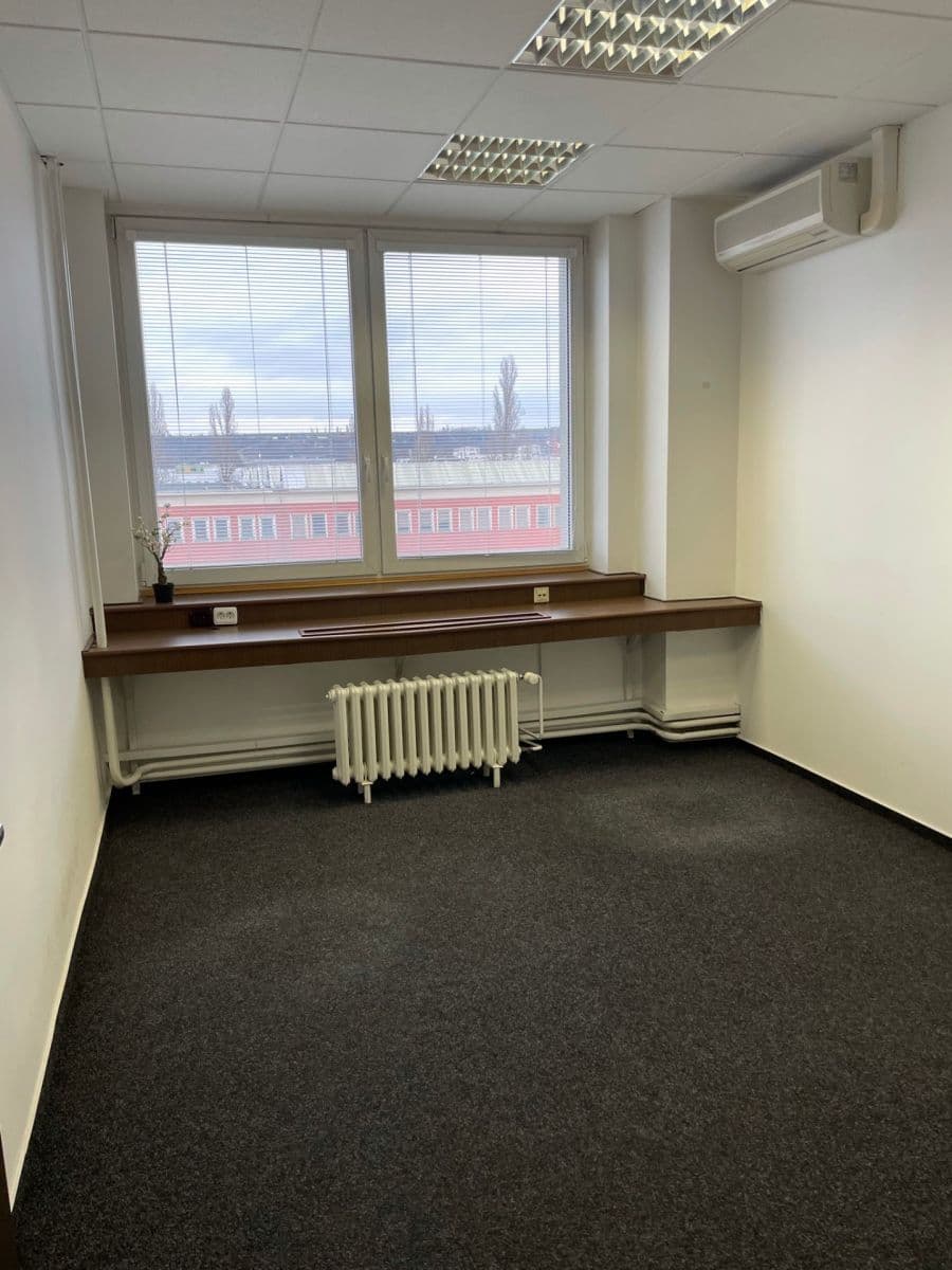 office to rent, 18 m², U Elektry, Prague, Prague office to rent, 18 m², U Elektry, Prague, Prague