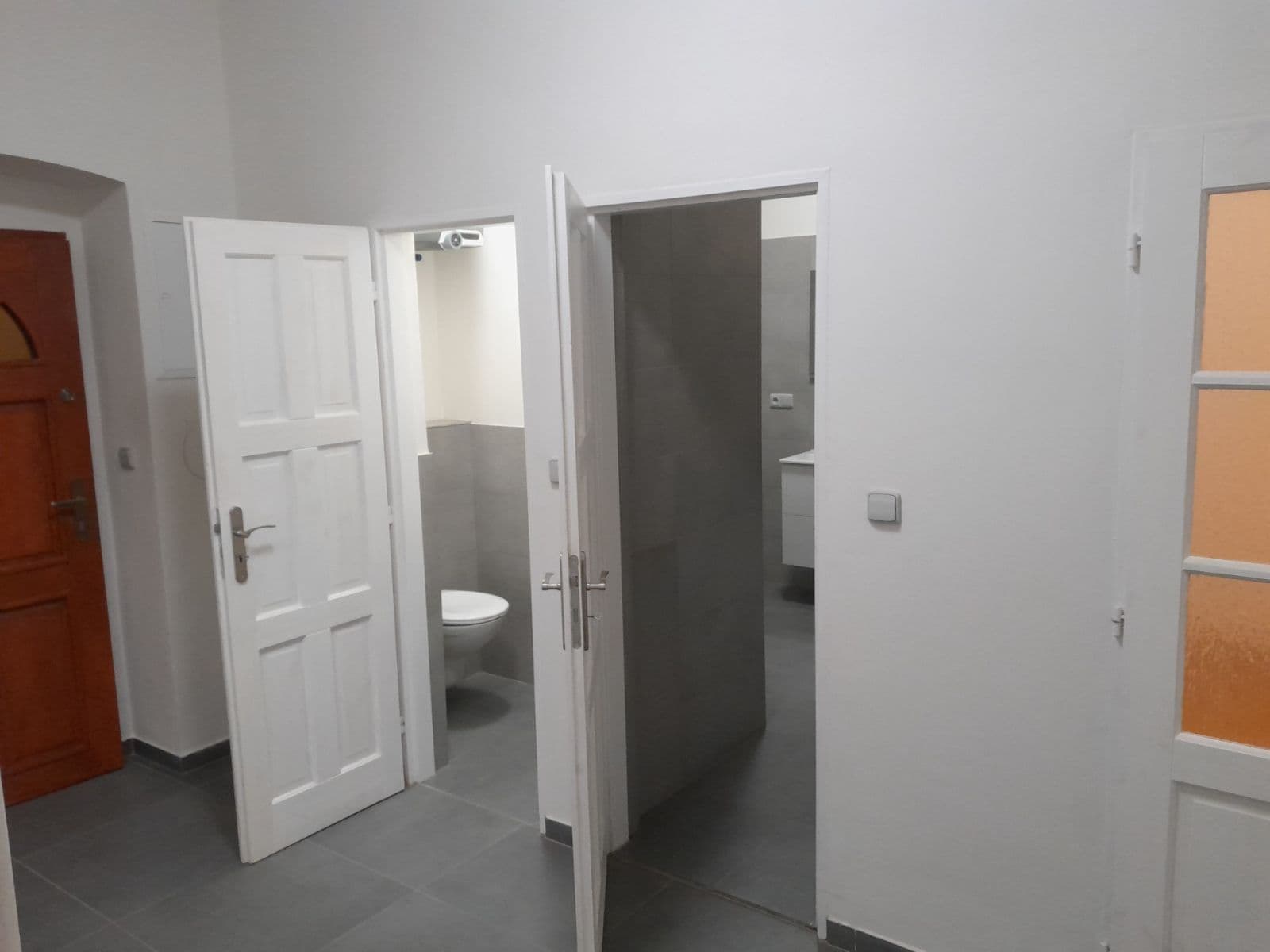2 bedroom flat to rent, 64 m², Viktora Huga, Prague, Prague 2 bedroom flat to rent, 64 m², Viktora Huga, Prague, Prague
