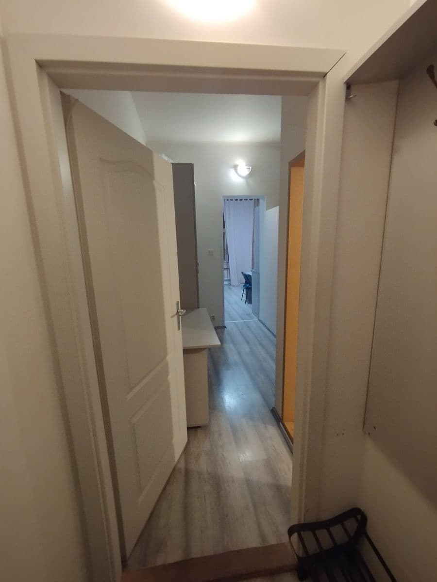 Studio flat to rent, 31 m², Roháčova, Prague, Prague Studio flat to rent, 31 m², Roháčova, Prague, Prague
