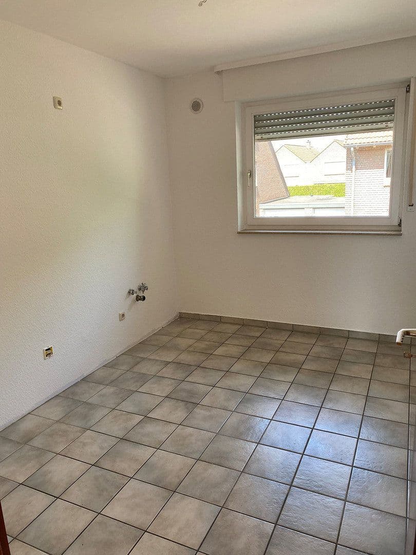 1 bedroom with open-plan kitchen flat to rent, 67 m², Bottrop, North Rhine-Westphalia 1 bedroom with open-plan kitchen flat to rent, 67 m², Bottrop, North Rhine-Westphalia