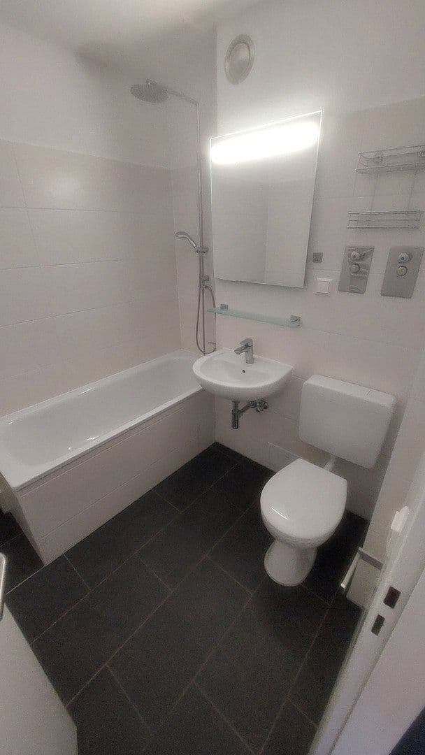2 bedroom flat for sale, 47 m², Am Ihmeufer 5, Hanover, Lower Saxony 2 bedroom flat for sale, 47 m², Am Ihmeufer 5, Hanover, Lower Saxony