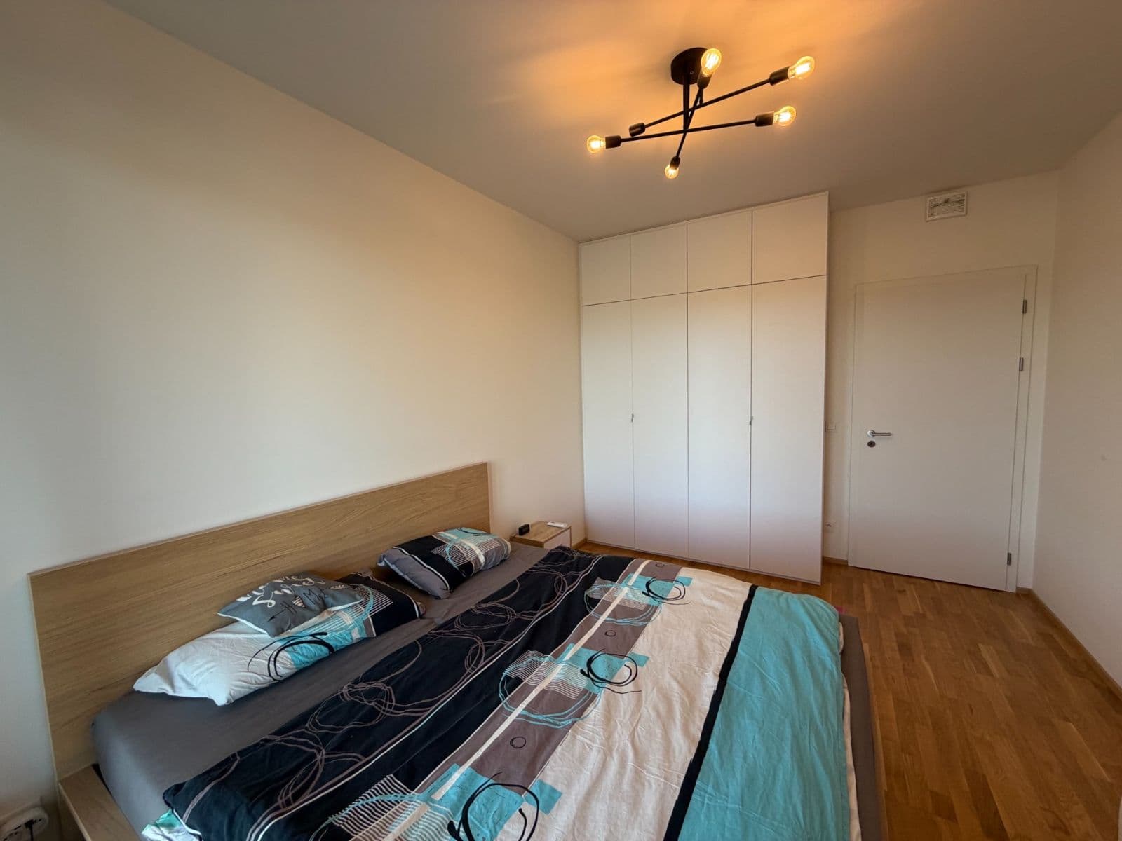 1 bedroom with open-plan kitchen flat to rent, 56 m², Mezi vodami, Prague, Prague 1 bedroom with open-plan kitchen flat to rent, 56 m², Mezi vodami, Prague, Prague