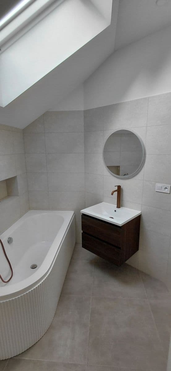 3 bedroom with open-plan kitchen flat to rent, 155 m², Jednostranná, Prague, Prague 3 bedroom with open-plan kitchen flat to rent, 155 m², Jednostranná, Prague, Prague