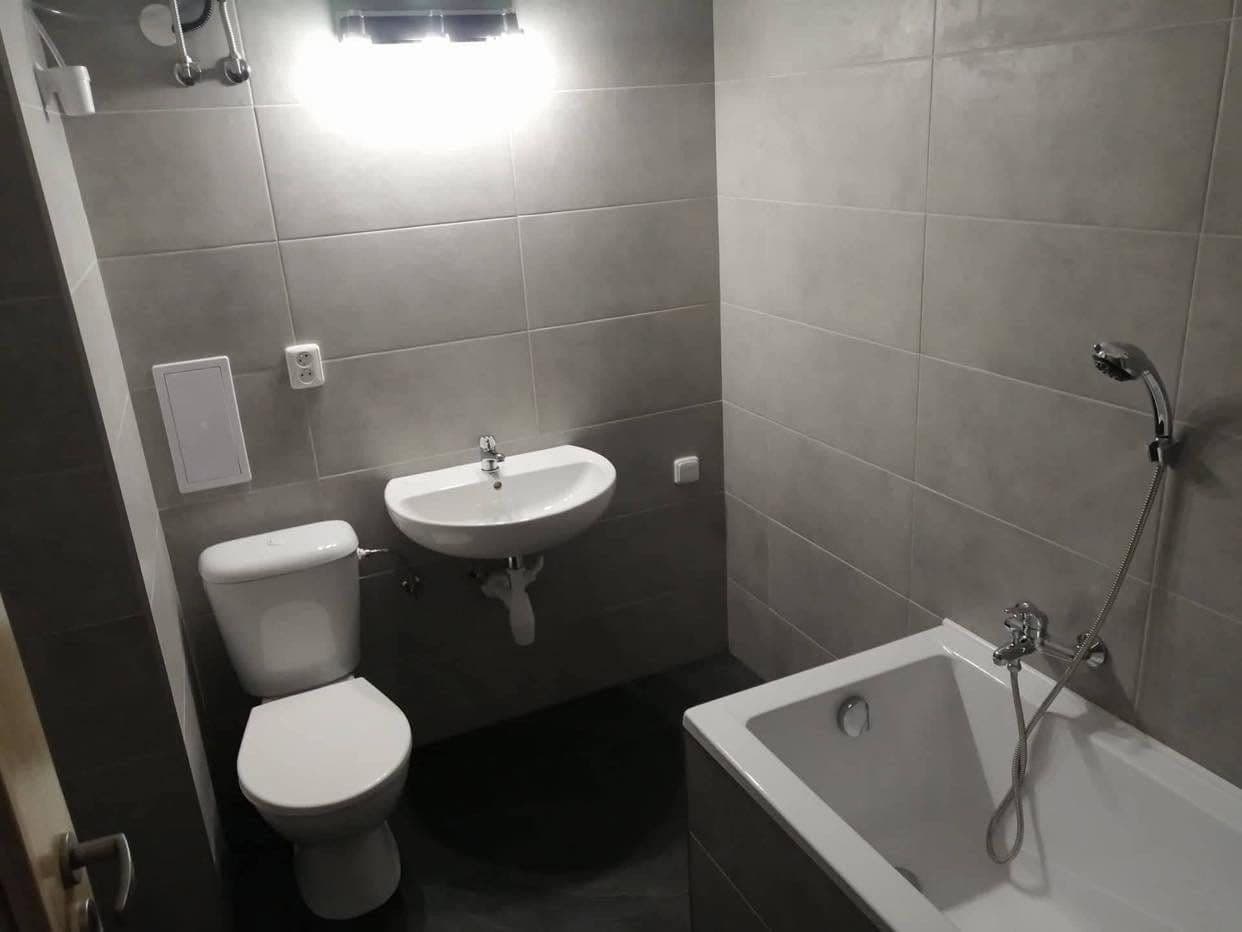1 bedroom with open-plan kitchen flat to rent, 38 m², Buzulucká, Komárov, Středočeský Region 1 bedroom with open-plan kitchen flat to rent, 38 m², Buzulucká, Komárov, Středočeský Region