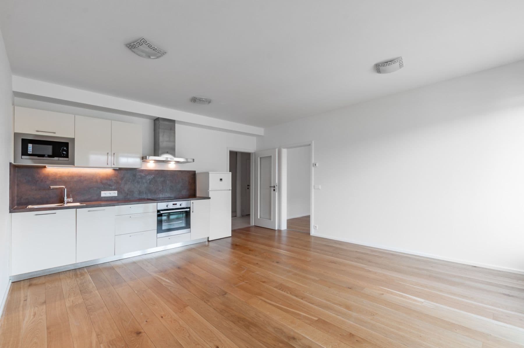 1 bedroom with open-plan kitchen flat to rent, 57 m², Archangelská, Prague, Prague 1 bedroom with open-plan kitchen flat to rent, 57 m², Archangelská, Prague, Prague
