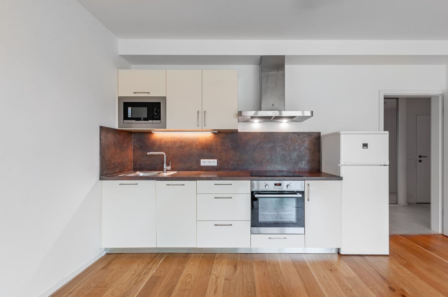 1 bedroom with open-plan kitchen flat to rent, 57 m², Archangelská, Prague, Prague 1 bedroom with open-plan kitchen flat to rent, 57 m², Archangelská, Prague, Prague