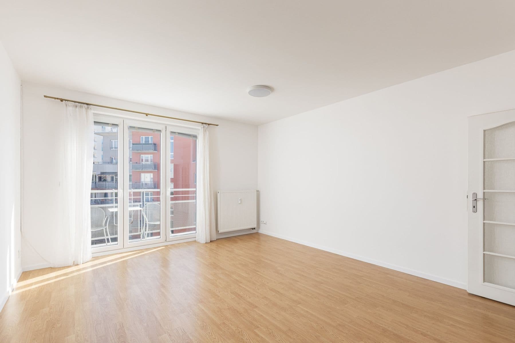 1 bedroom with open-plan kitchen flat to rent, 53 m², Velenovského, Prague, Prague 1 bedroom with open-plan kitchen flat to rent, 53 m², Velenovského, Prague, Prague