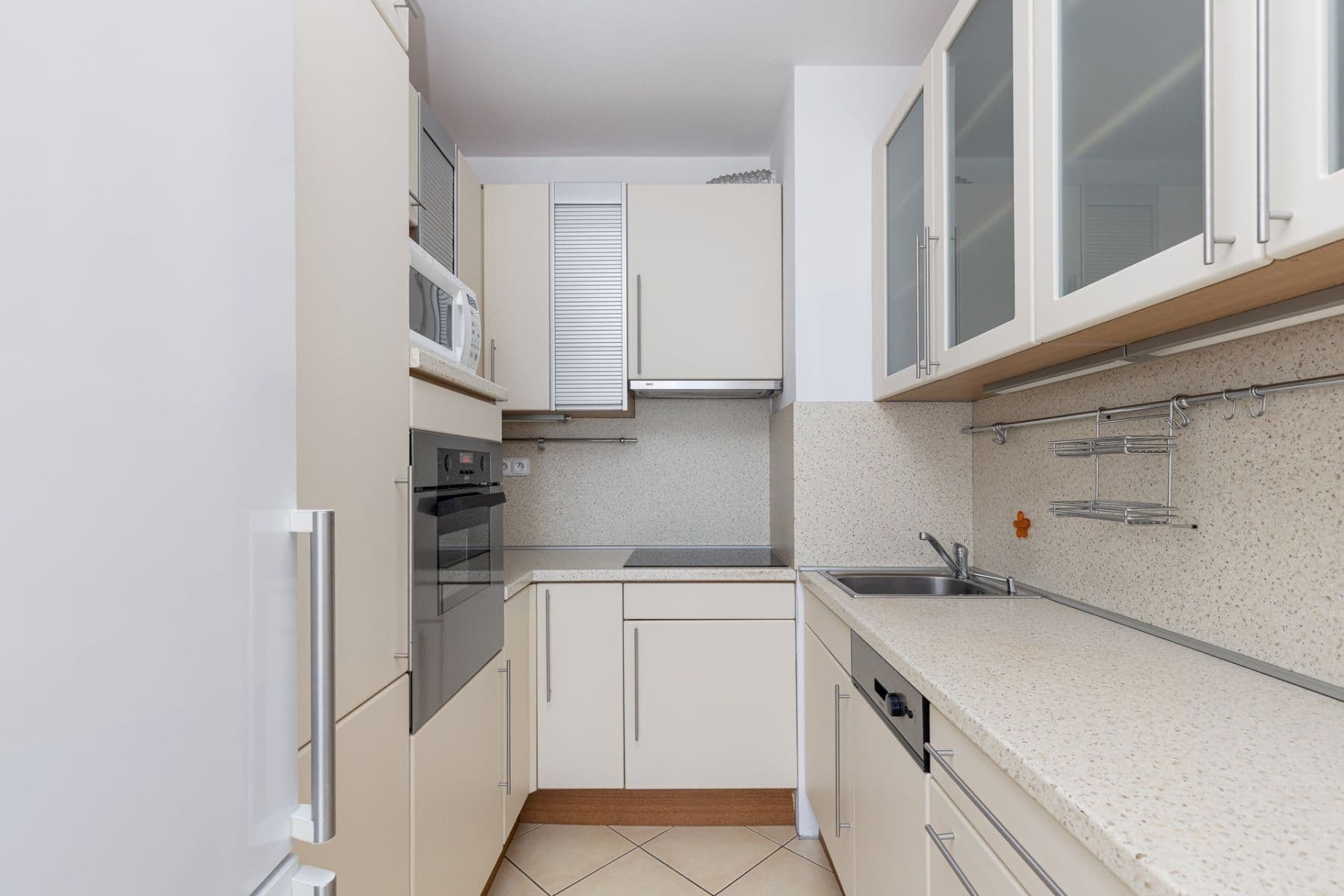 1 bedroom with open-plan kitchen flat to rent, 53 m², Velenovského, Prague, Prague 1 bedroom with open-plan kitchen flat to rent, 53 m², Velenovského, Prague, Prague