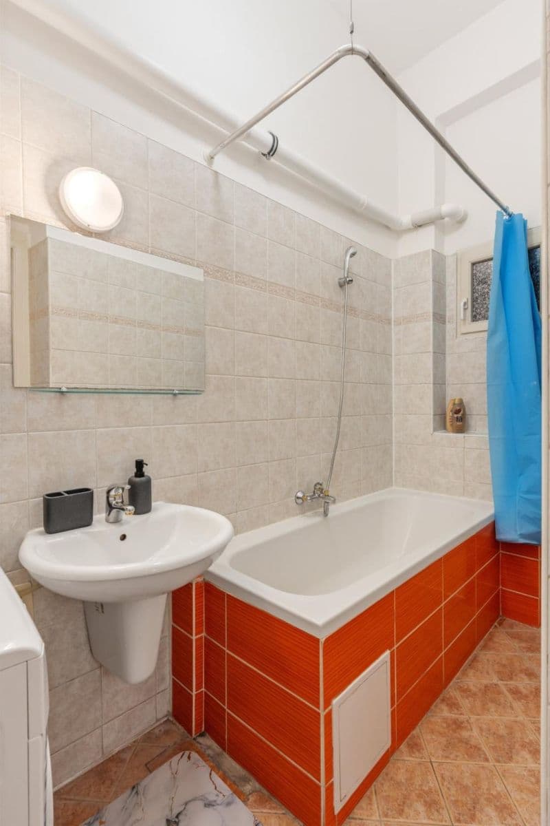 3 bedroom flat to rent, 151 m², Tyršova, Prague, Prague 3 bedroom flat to rent, 151 m², Tyršova, Prague, Prague