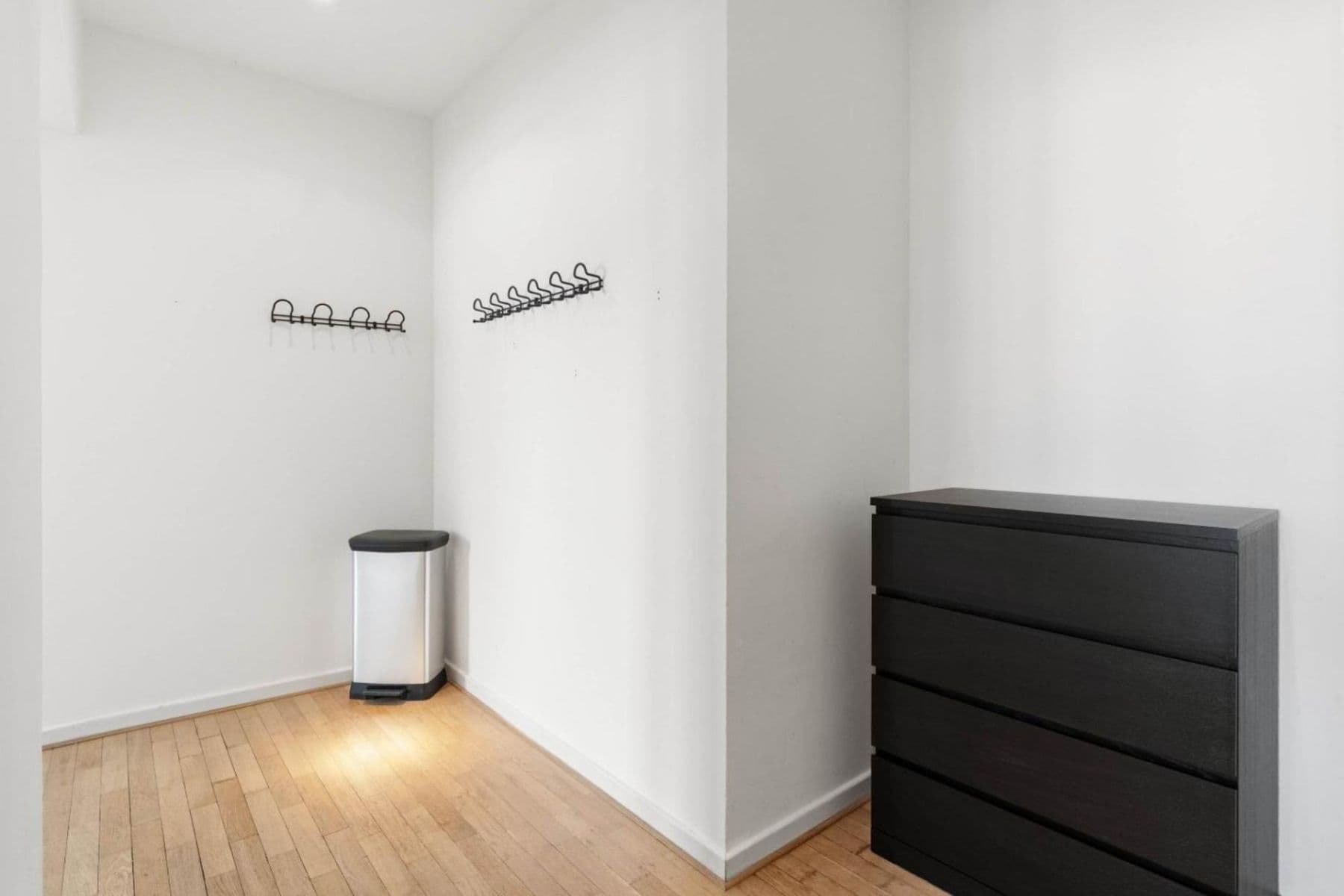 3 bedroom flat to rent, 142 m², Matoušova, Prague, Prague 3 bedroom flat to rent, 142 m², Matoušova, Prague, Prague
