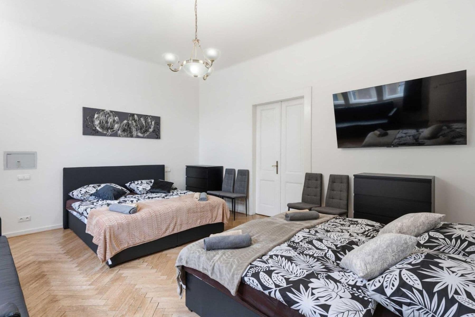 3 bedroom flat to rent, 142 m², Matoušova, Prague, Prague 3 bedroom flat to rent, 142 m², Matoušova, Prague, Prague