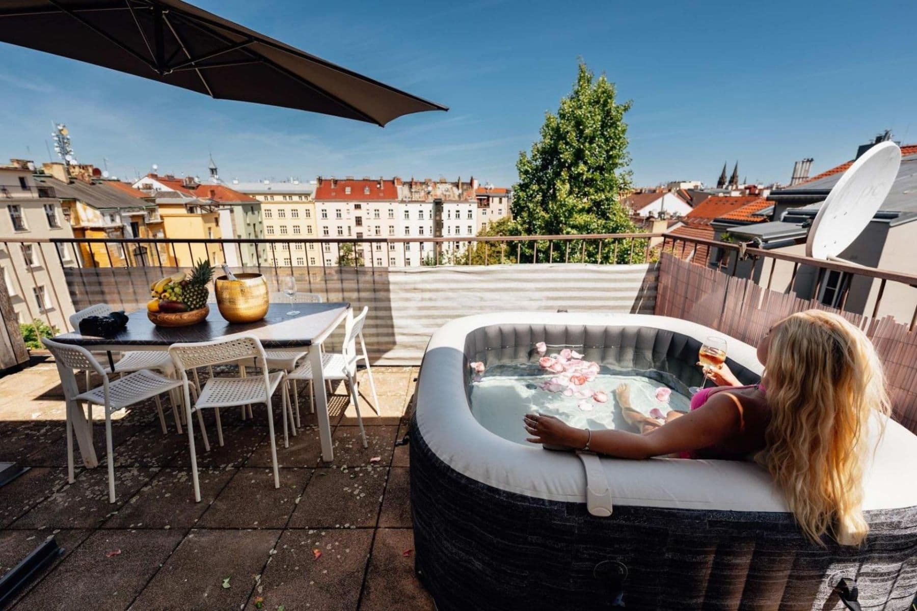 3 bedroom flat to rent, 134 m², Wenzigova, Prague, Prague 3 bedroom flat to rent, 134 m², Wenzigova, Prague, Prague