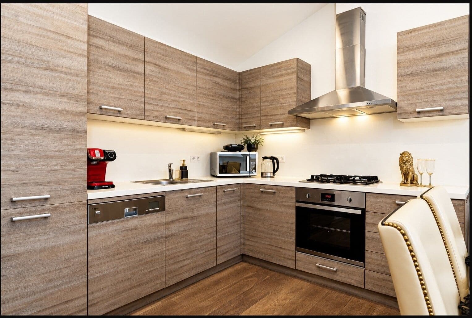 4 bedroom flat to rent, 132 m², Vratislavova, Prague, Prague 4 bedroom flat to rent, 132 m², Vratislavova, Prague, Prague