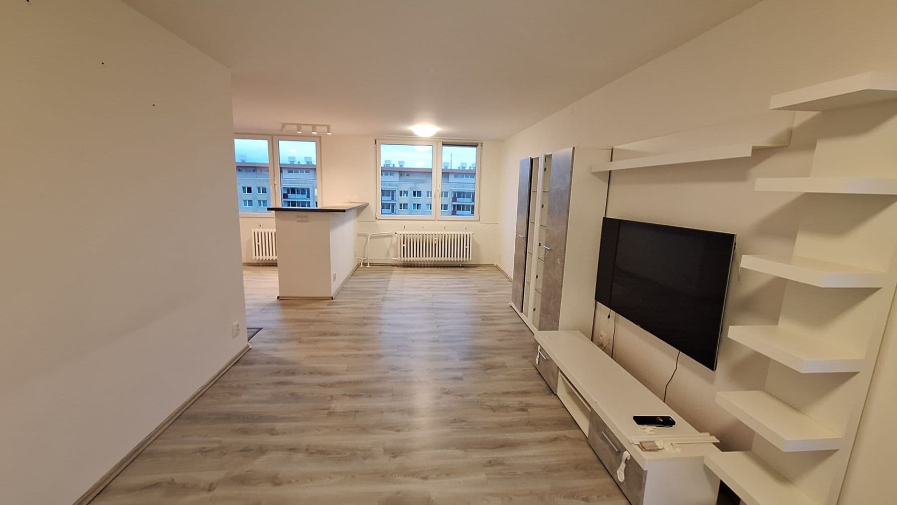 2 bedroom with open-plan kitchen flat to rent, 70 m², Frýdlantská, Prague, Prague 2 bedroom with open-plan kitchen flat to rent, 70 m², Frýdlantská, Prague, Prague