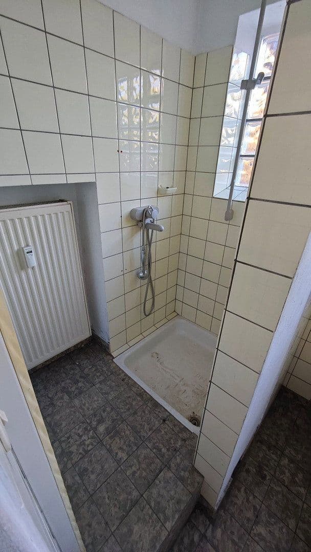 non-residential property to rent, 420 m², Reinshagener Str., Remscheid, North Rhine-Westphalia non-residential property to rent, 420 m², Reinshagener Str., Remscheid, North Rhine-Westphalia