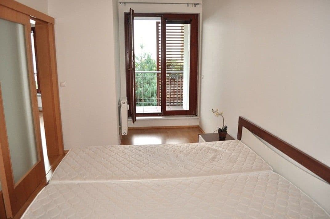 1 bedroom with open-plan kitchen flat for sale, 55 m², Jeremenkova, Prague, Prague 1 bedroom with open-plan kitchen flat for sale, 55 m², Jeremenkova, Prague, Prague