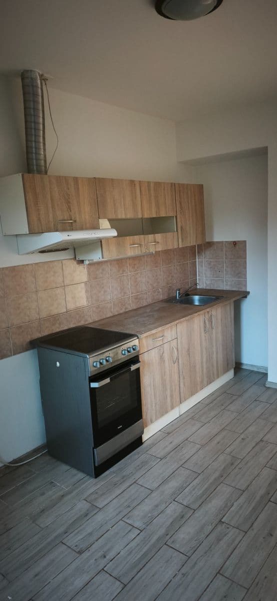 Studio flat for sale, 38 m², Spojených národů, Dvůr Králové nad Labem, Královéhradecký Region Studio flat for sale, 38 m², Spojených národů, Dvůr Králové nad Labem, Královéhradecký Region