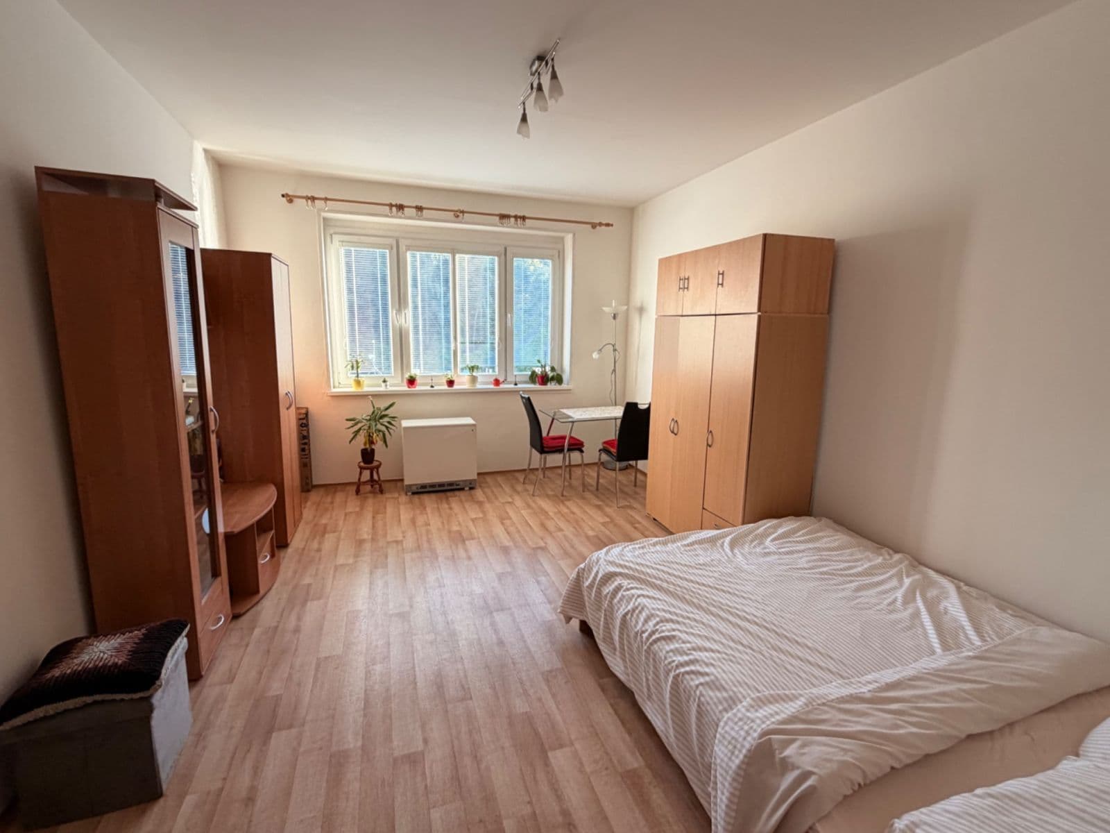Studio flat to rent, 30 m², Vrchlického, Prague, Prague Studio flat to rent, 30 m², Vrchlického, Prague, Prague