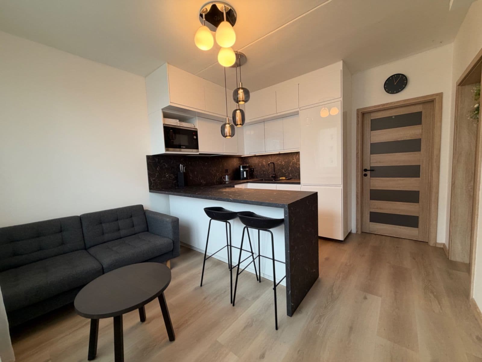 1 bedroom with open-plan kitchen flat to rent, 40 m², Sokolovská, Plzeň, Plzeňský Region 1 bedroom with open-plan kitchen flat to rent, 40 m², Sokolovská, Plzeň, Plzeňský Region