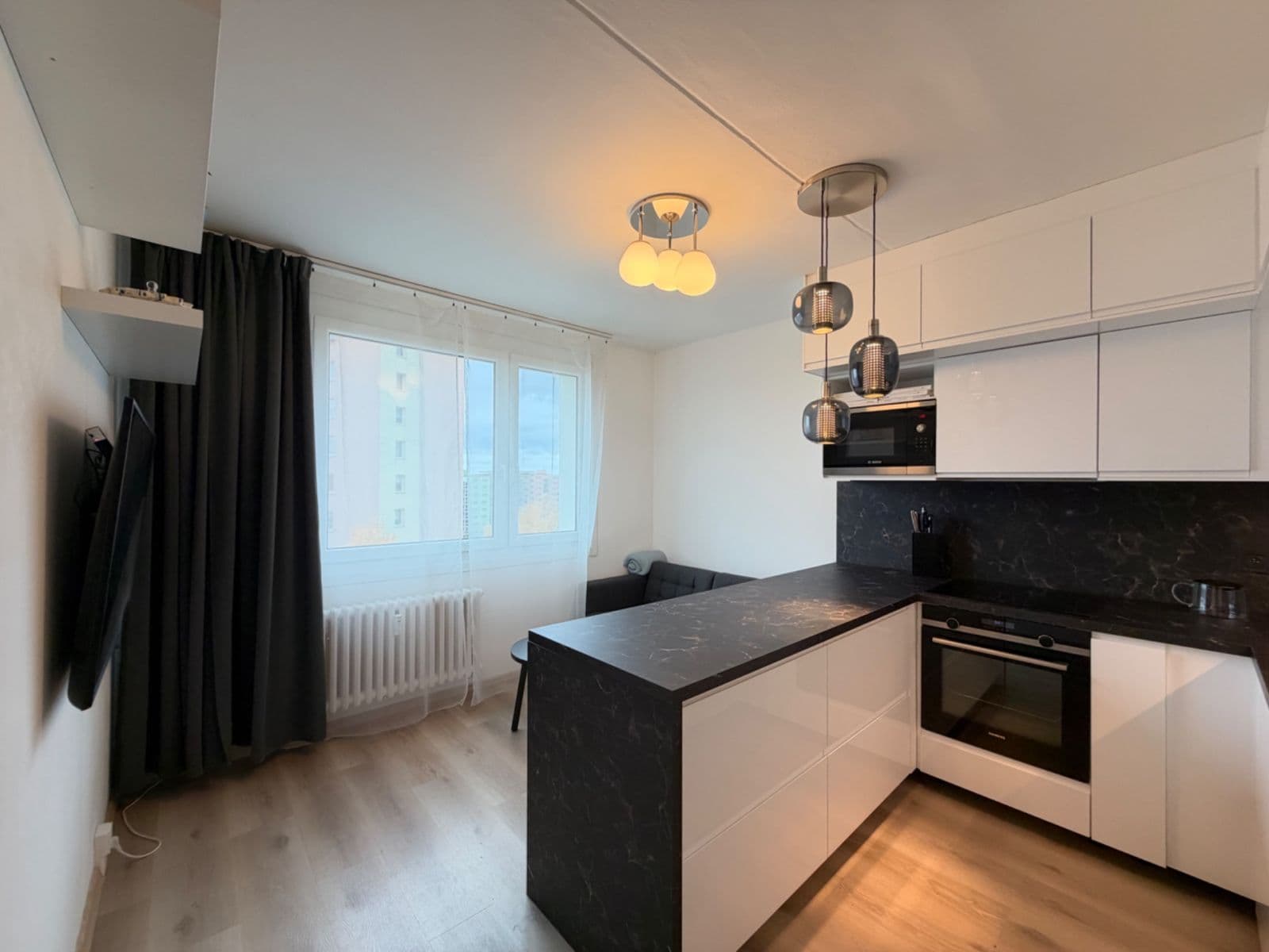 1 bedroom with open-plan kitchen flat to rent, 40 m², Sokolovská, Plzeň, Plzeňský Region 1 bedroom with open-plan kitchen flat to rent, 40 m², Sokolovská, Plzeň, Plzeňský Region