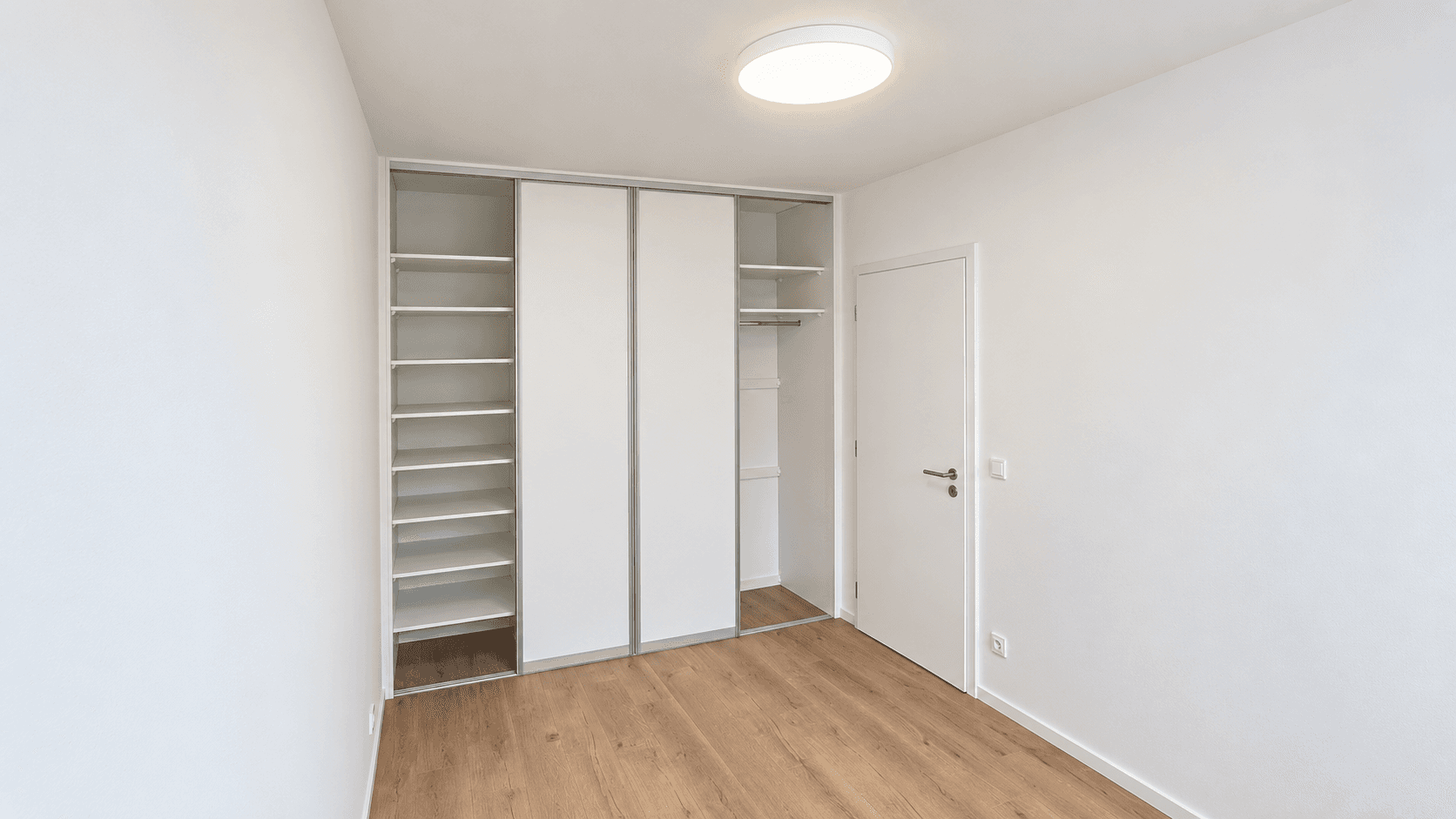 1 bedroom with open-plan kitchen flat to rent, 39 m², Murmanská, Prague, Prague 1 bedroom with open-plan kitchen flat to rent, 39 m², Murmanská, Prague, Prague