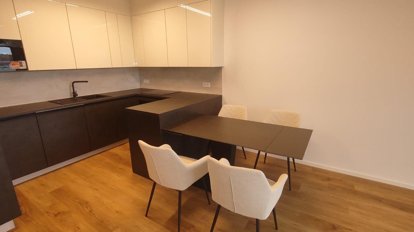 3 bedroom with open-plan kitchen flat to rent, 104 m², Josefa Truhláře, Brandýs nad Labem-Stará Boleslav, Středočeský Region 3 bedroom with open-plan kitchen flat to rent, 104 m², Josefa Truhláře, Brandýs nad Labem-Stará Boleslav, Středočeský Region