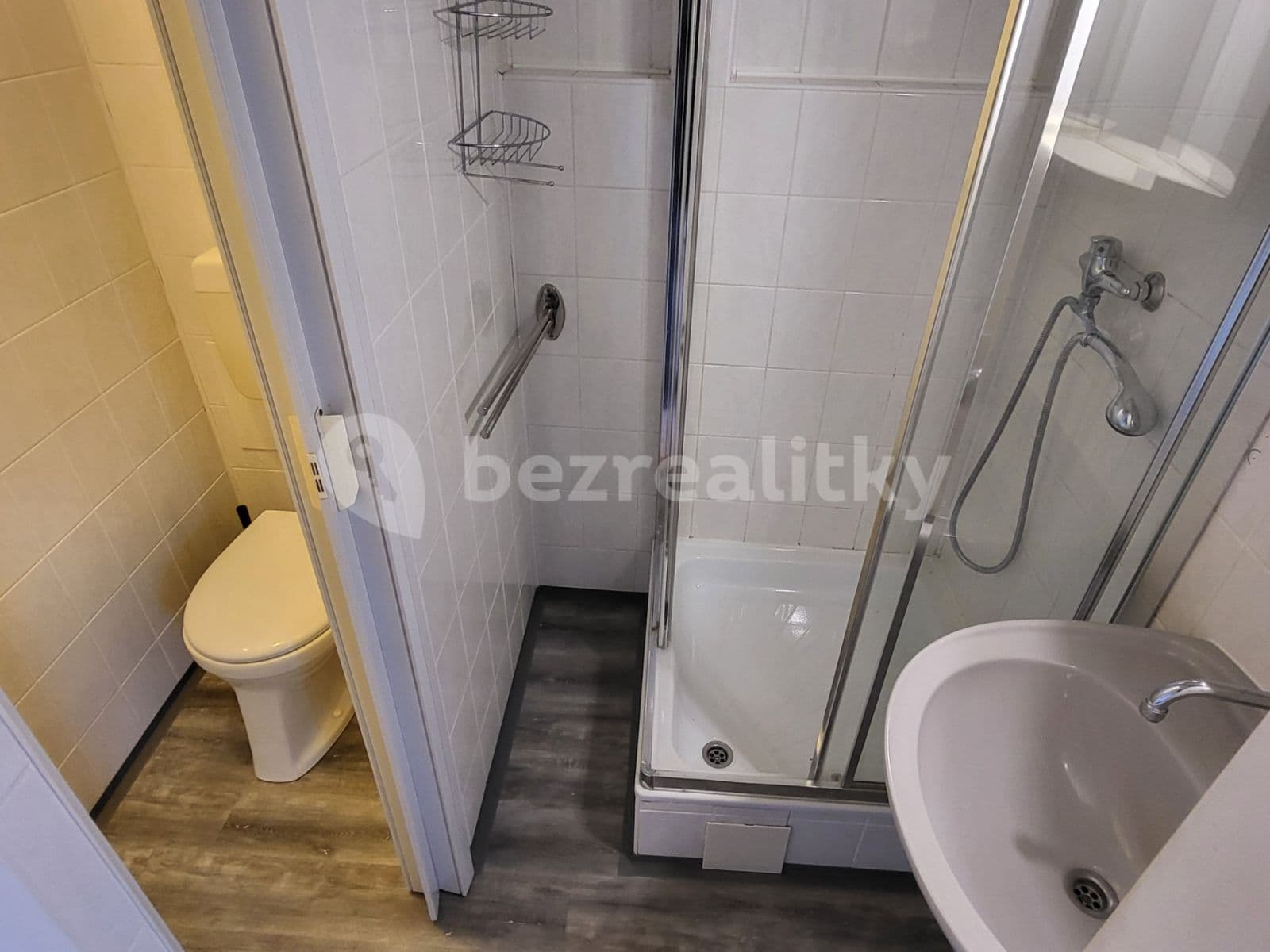 1 bedroom with open-plan kitchen flat to rent, 33 m², Na Neklance 34, Prague, Prague 1 bedroom with open-plan kitchen flat to rent, 33 m², Na Neklance 34, Prague, Prague