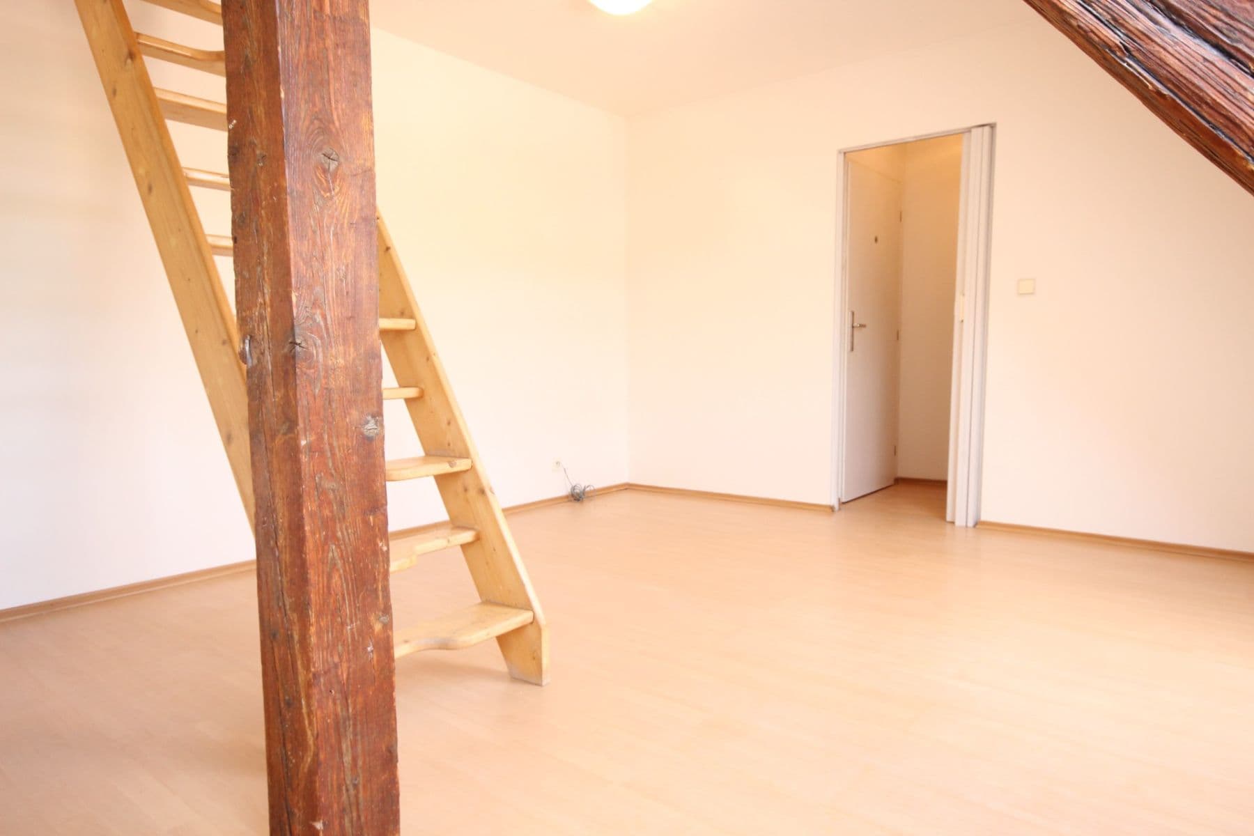 1 bedroom with open-plan kitchen flat to rent, 33 m², Na Neklance 34, Prague, Prague 1 bedroom with open-plan kitchen flat to rent, 33 m², Na Neklance 34, Prague, Prague