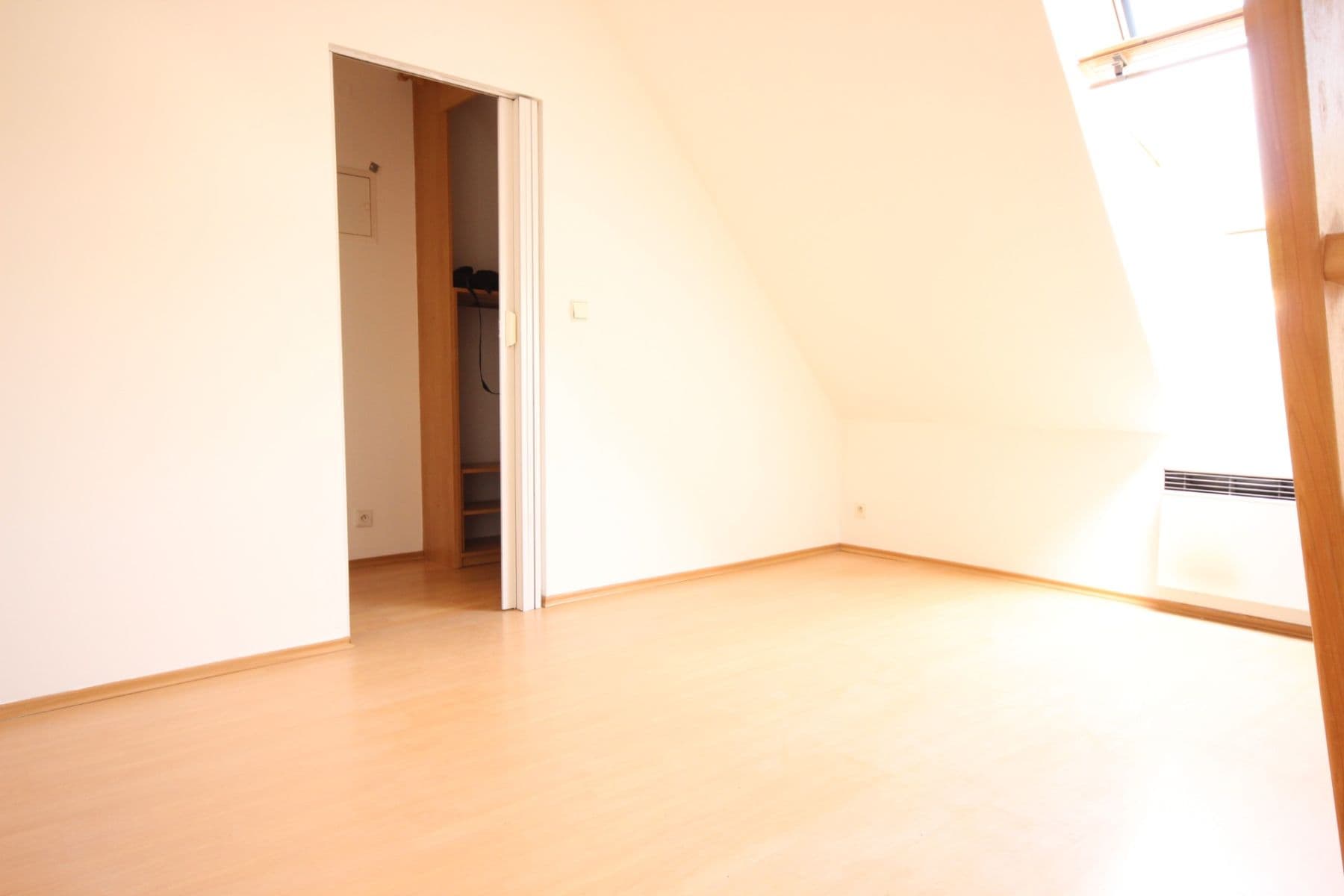 1 bedroom with open-plan kitchen flat to rent, 33 m², Na Neklance 34, Prague, Prague 1 bedroom with open-plan kitchen flat to rent, 33 m², Na Neklance 34, Prague, Prague