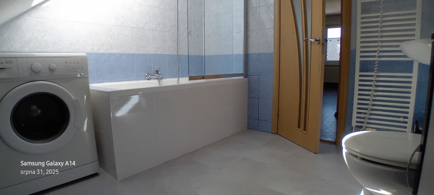 1 bedroom with open-plan kitchen flat to rent, 55 m², Brožíkova, Kladno, Středočeský Region 1 bedroom with open-plan kitchen flat to rent, 55 m², Brožíkova, Kladno, Středočeský Region