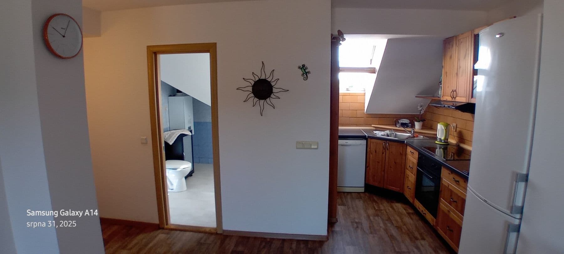 1 bedroom with open-plan kitchen flat to rent, 55 m², Brožíkova, Kladno, Středočeský Region 1 bedroom with open-plan kitchen flat to rent, 55 m², Brožíkova, Kladno, Středočeský Region