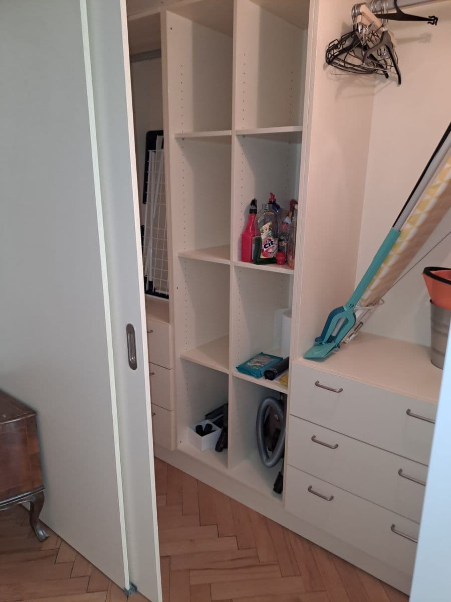 Studio flat to rent, 30 m², Sochařská, Prague, Prague Studio flat to rent, 30 m², Sochařská, Prague, Prague