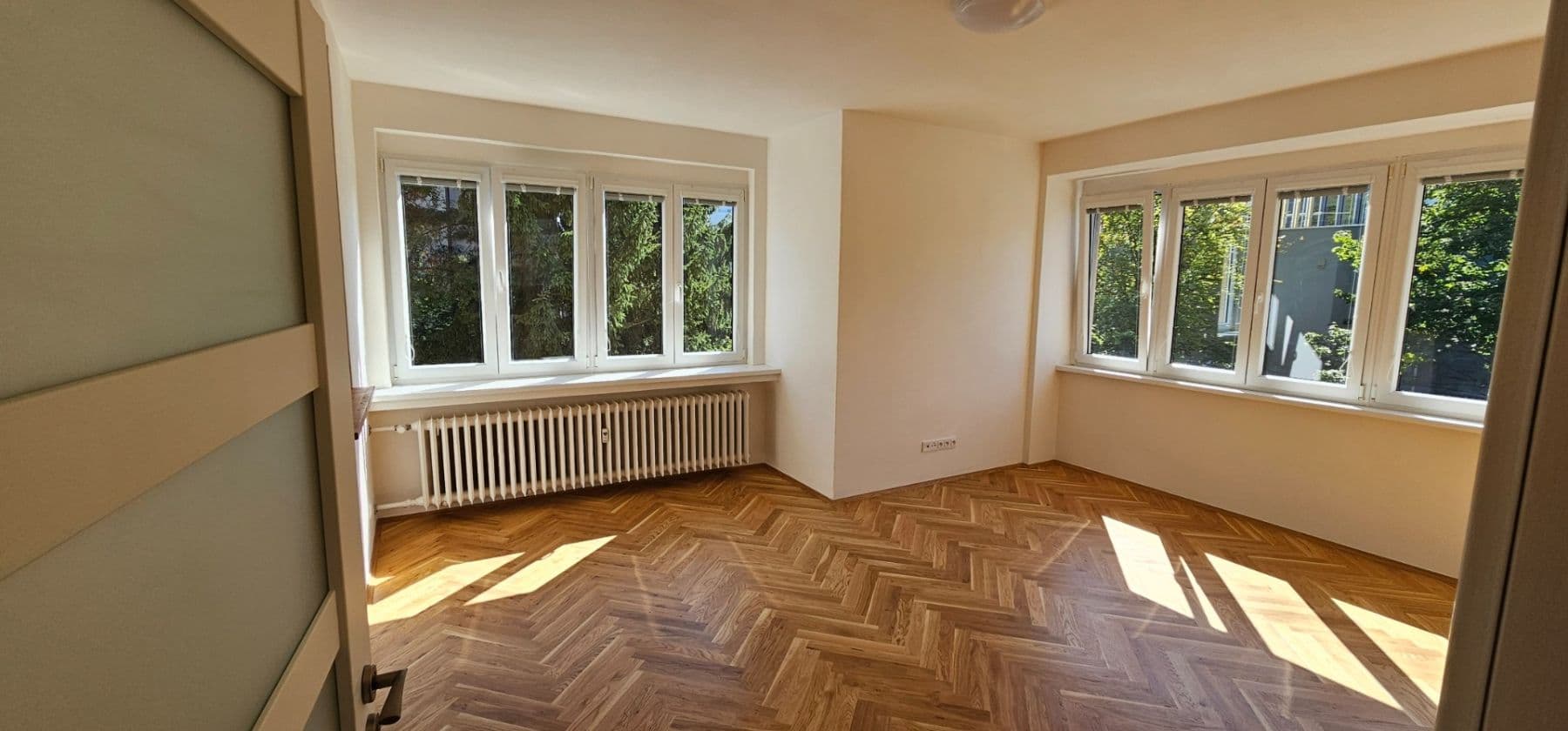 Studio flat to rent, 45 m², Nad Kajetánkou, Prague, Prague Studio flat to rent, 45 m², Nad Kajetánkou, Prague, Prague