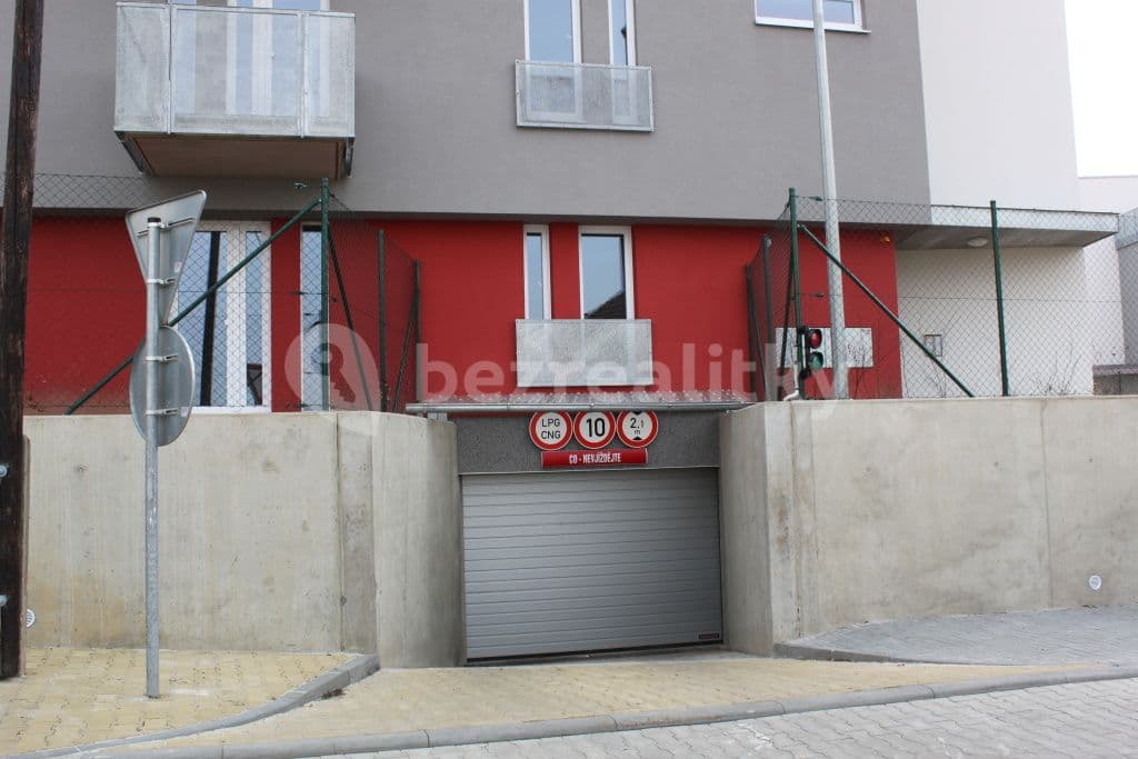 2 bedroom with open-plan kitchen flat to rent, 101 m², Polní, Brandýs nad Labem-Stará Boleslav, Středočeský Region 2 bedroom with open-plan kitchen flat to rent, 101 m², Polní, Brandýs nad Labem-Stará Boleslav, Středočeský Region