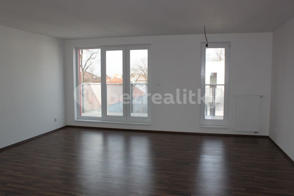 2 bedroom with open-plan kitchen flat to rent, 101 m², Polní, Brandýs nad Labem-Stará Boleslav, Středočeský Region 2 bedroom with open-plan kitchen flat to rent, 101 m², Polní, Brandýs nad Labem-Stará Boleslav, Středočeský Region