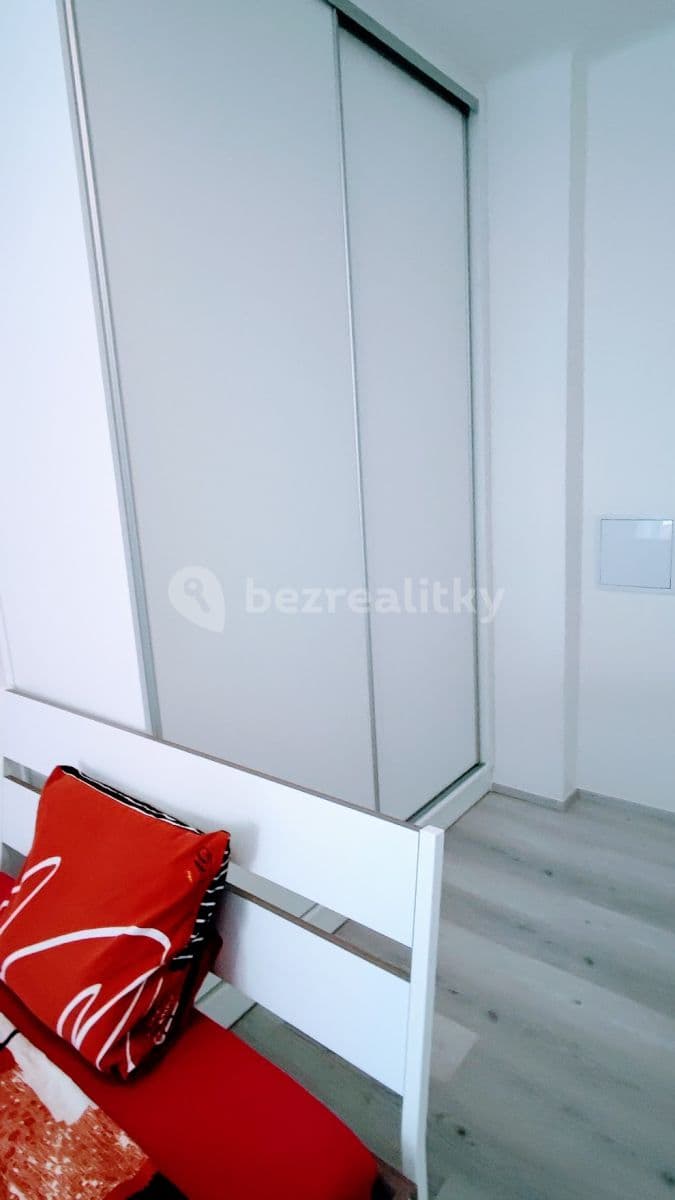 1 bedroom with open-plan kitchen flat to rent, 45 m², Bayerova, Brno, Jihomoravský Region 1 bedroom with open-plan kitchen flat to rent, 45 m², Bayerova, Brno, Jihomoravský Region
