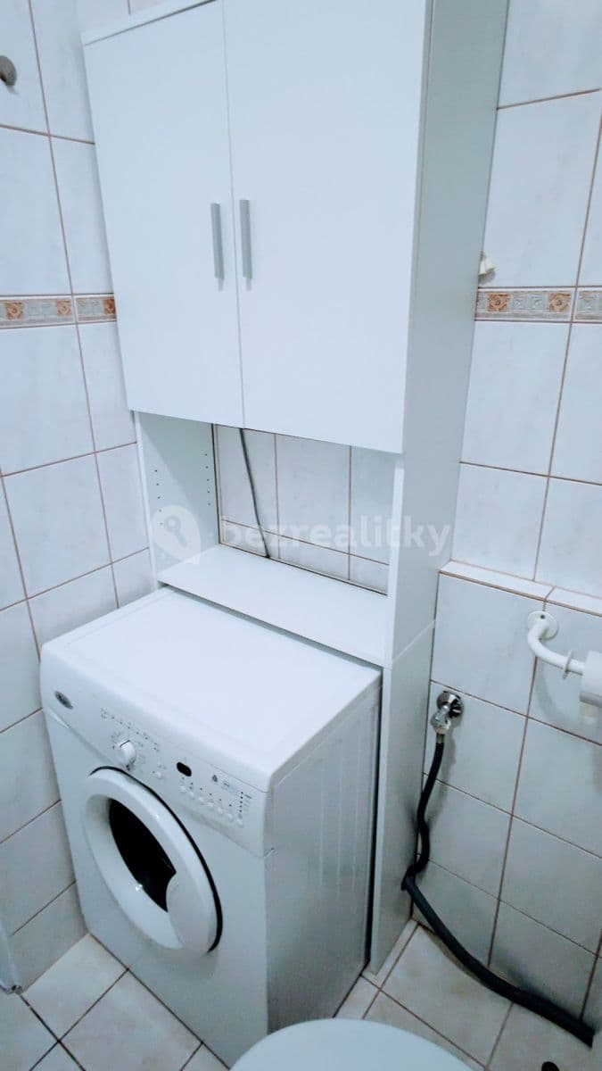 1 bedroom with open-plan kitchen flat to rent, 45 m², Bayerova, Brno, Jihomoravský Region 1 bedroom with open-plan kitchen flat to rent, 45 m², Bayerova, Brno, Jihomoravský Region