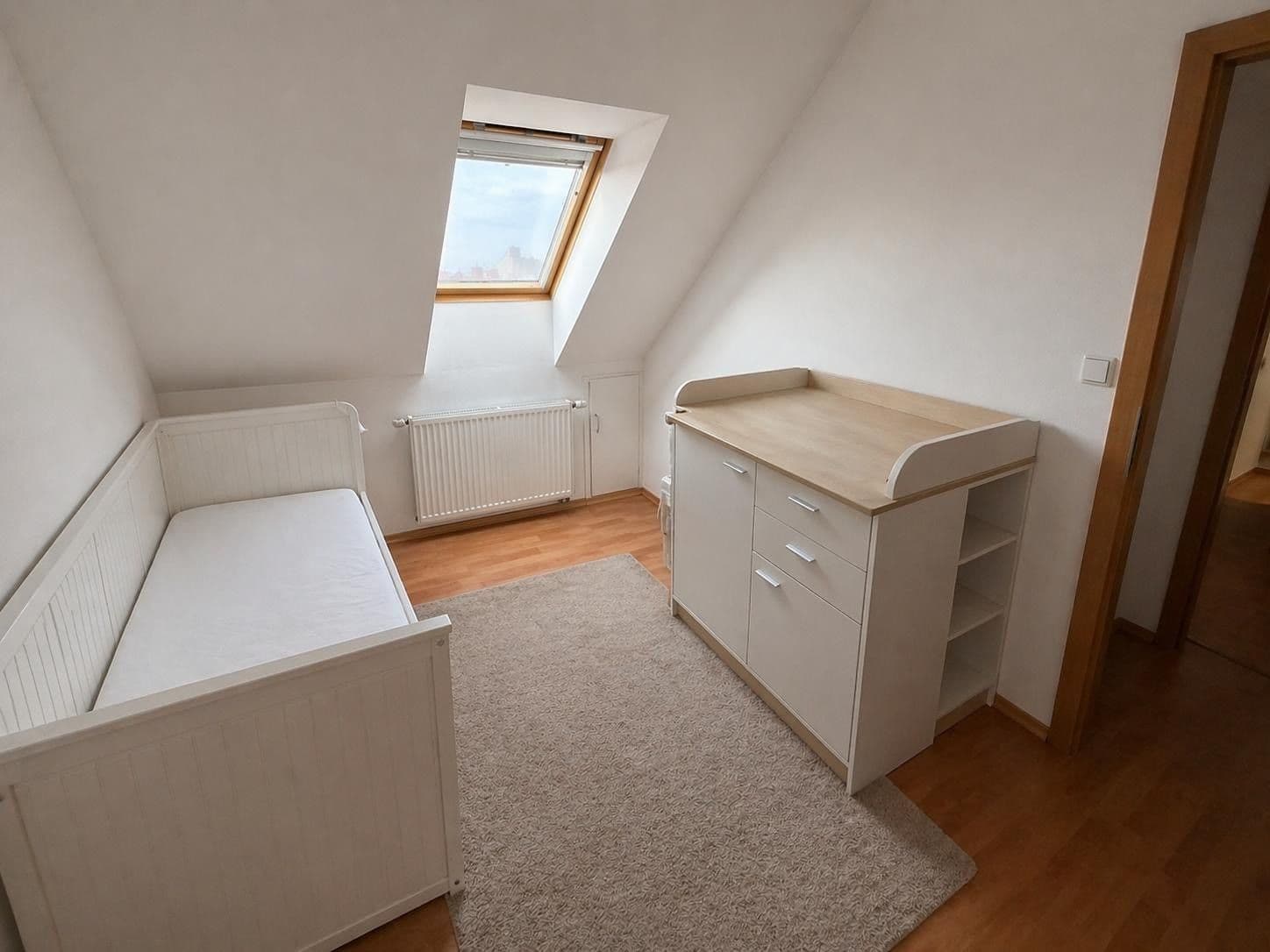 2 bedroom with open-plan kitchen flat to rent, 65 m², Zelená, Hradec Králové, Královéhradecký Region 2 bedroom with open-plan kitchen flat to rent, 65 m², Zelená, Hradec Králové, Královéhradecký Region